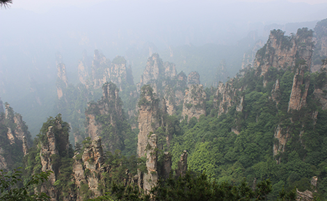 钻享湖南：长沙橘子洲、 岳麓书院、韶山、天门山、芙蓉镇、凤凰、森林公园、魅力湘西、大峡谷玻璃桥、6日游